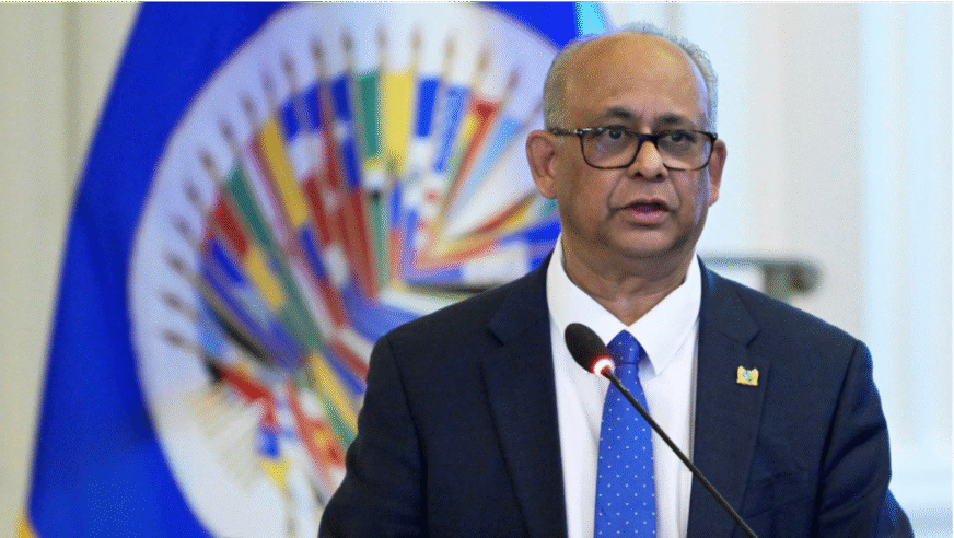 Albert Ramdin asume la OEA y promete sacudir la estructura del organismo