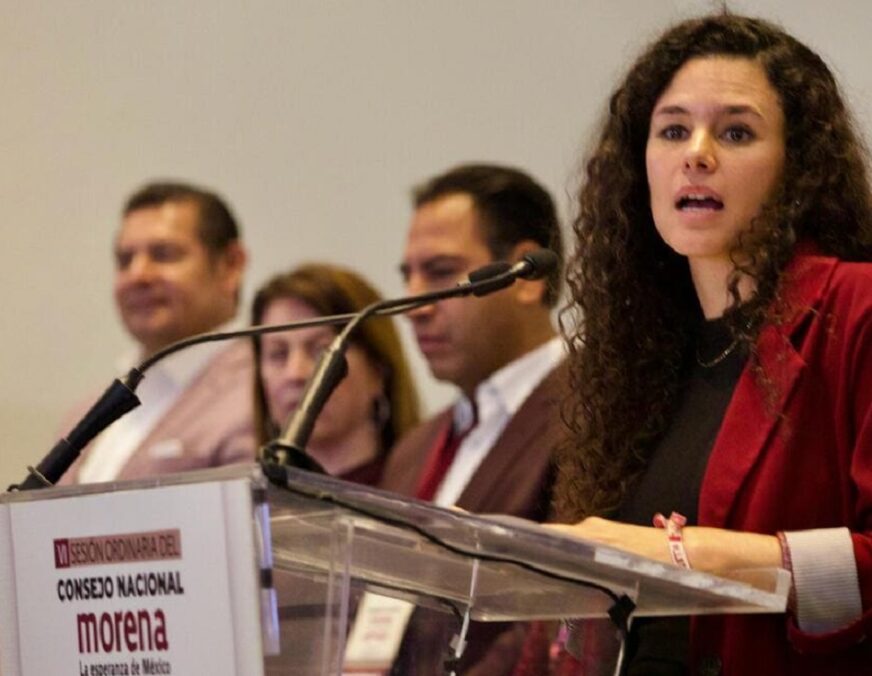 Sheinbaum llama a Morena a retomar principios fundacionales y frenar excesos