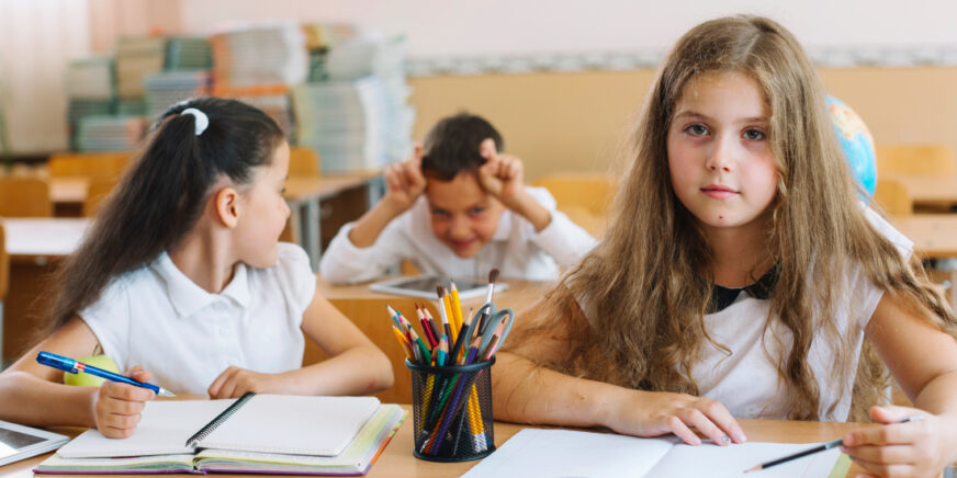 Niñas y niños con TDAH: ¿por qué el mismo trastorno no se manifiesta igual en unos y en otras?