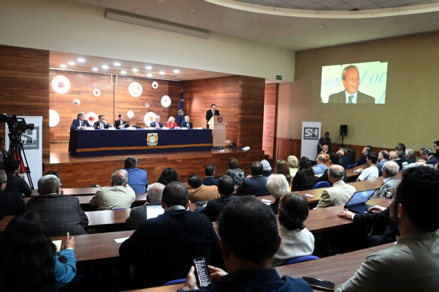 Rector de la UNAM llama a México a liderar, no solo participar, en las nuevas estrategias productivas