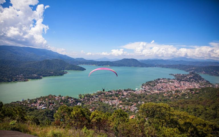 Valle de Bravo: naturaleza, historia y aventura a solo dos horas de la CDMX