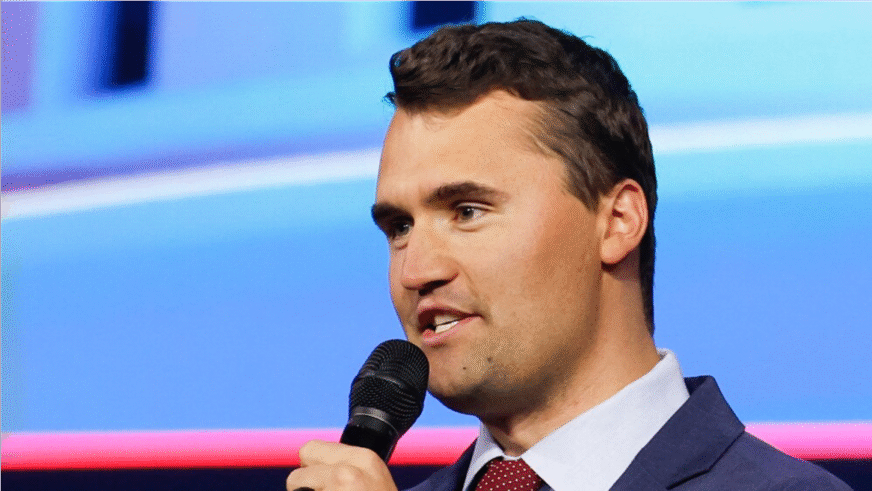 Asesinan a Charlie Kirk, activista aliado de Donald Trump, en universidad de Utah