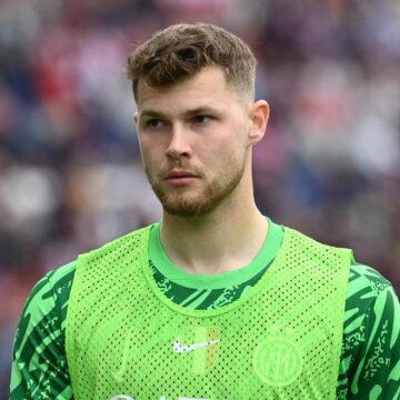 El portero del Inter de Milán Josep Martínez atropella a un adulto mayor que falleció en el acto