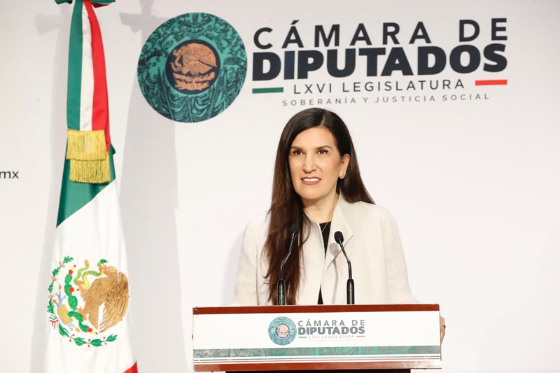 Kenia López llama a la unidad tras agresión a la presidenta