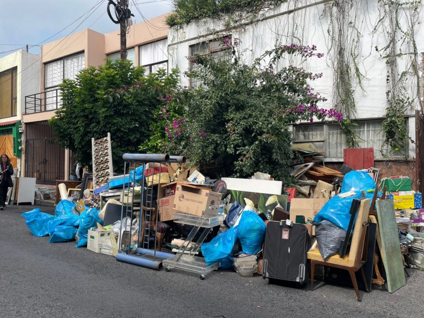 Gobierno atiende desalojo en Antonio Caso Afectados en San Rafael reciben alojamiento