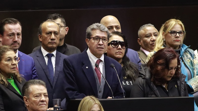 Ricardo Monreal busca que bancos no le hagan “la vida difícil” a los usuarios