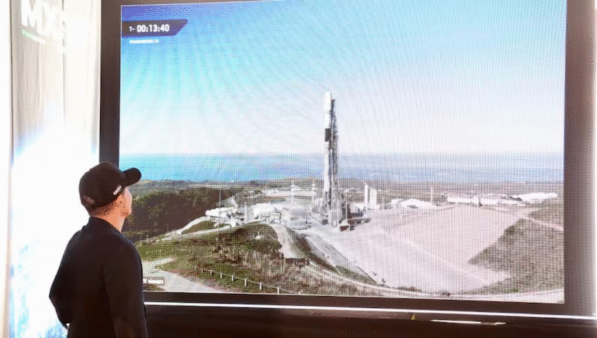 La alcaldía Álvaro Obregón llega al espacio con el lanzamiento del microsatélite MXÁO-1