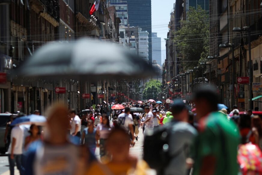 Febrero caluroso en la capital: autoridades emiten Alerta Amarilla por altas temperaturas