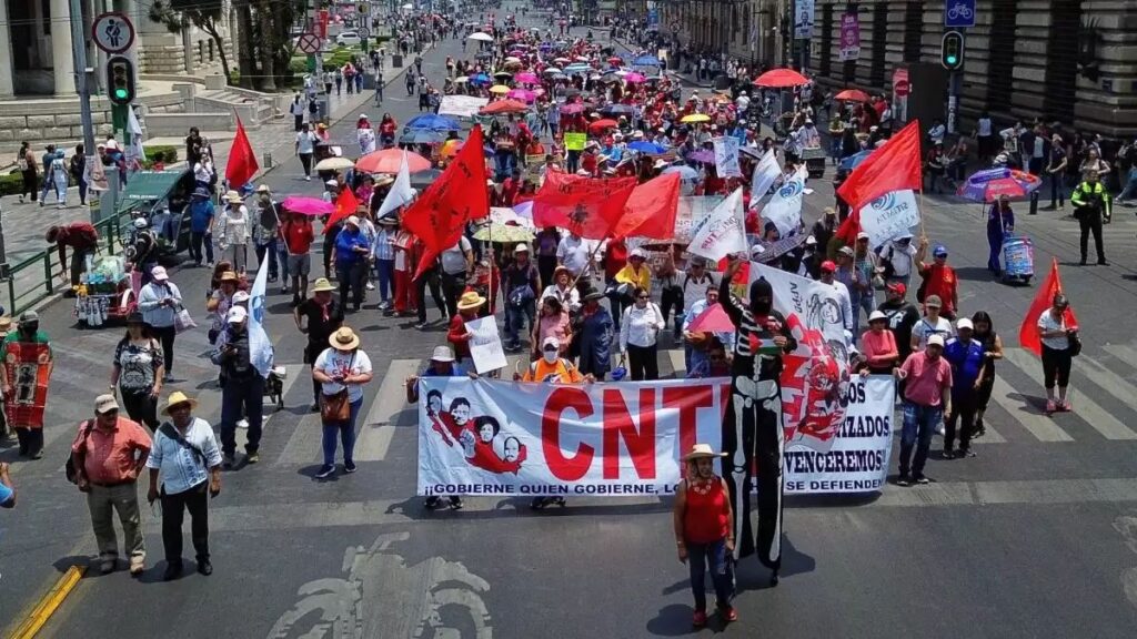 ¡Toma precauciones! La CNTE anuncia paro de 72 horas y mega marcha en ...