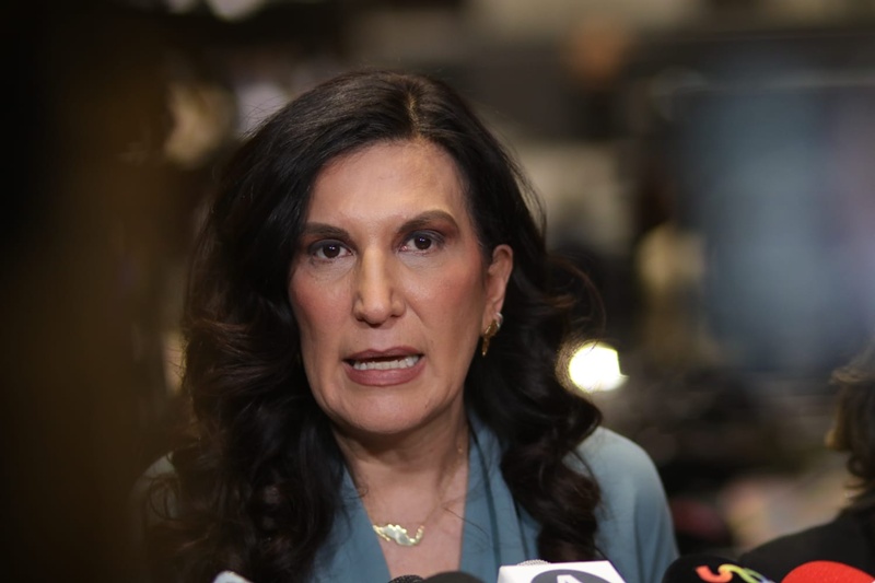 Kenia López Rabadán cuestiona prioridad de revocación de mandato