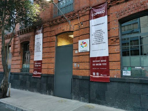 Adiós a códigos sexistas: COPRED presenta manual para transformar la vestimenta laboral