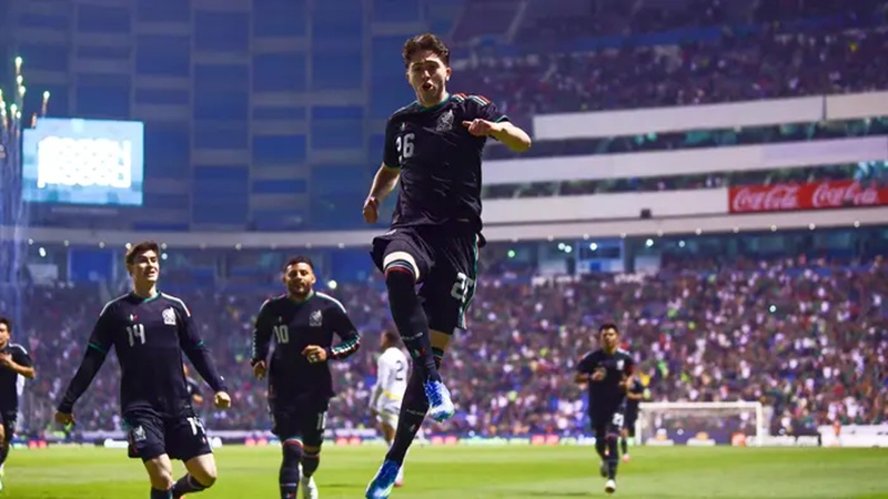 México vence 2-0 a Ghana en Puebla rumbo al Mundial 2026