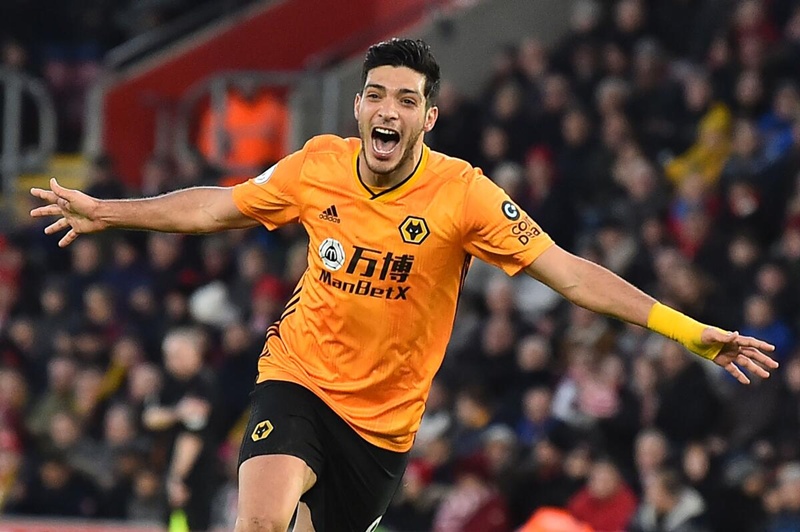 Raúl Jiménez regresará gratis al Wolverhampton tras concluir contrato con Fulham