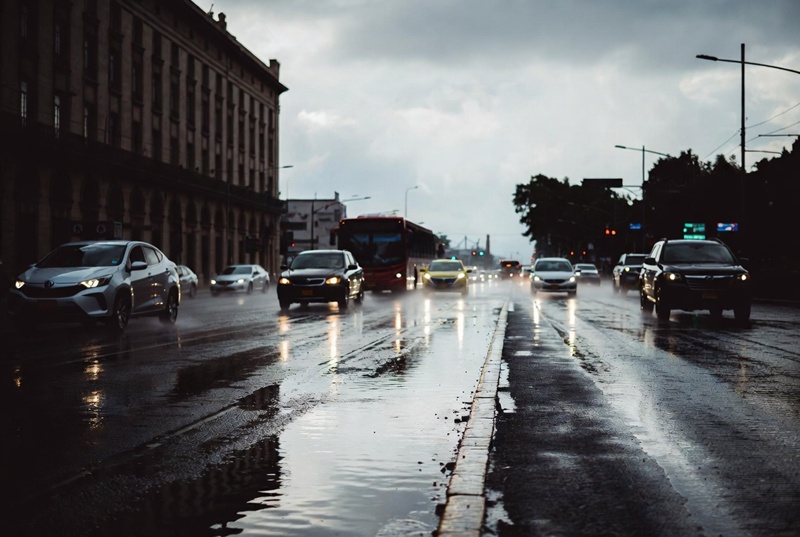 Movilidad CDMX opera al 85% por lluvias y afectaciones viales