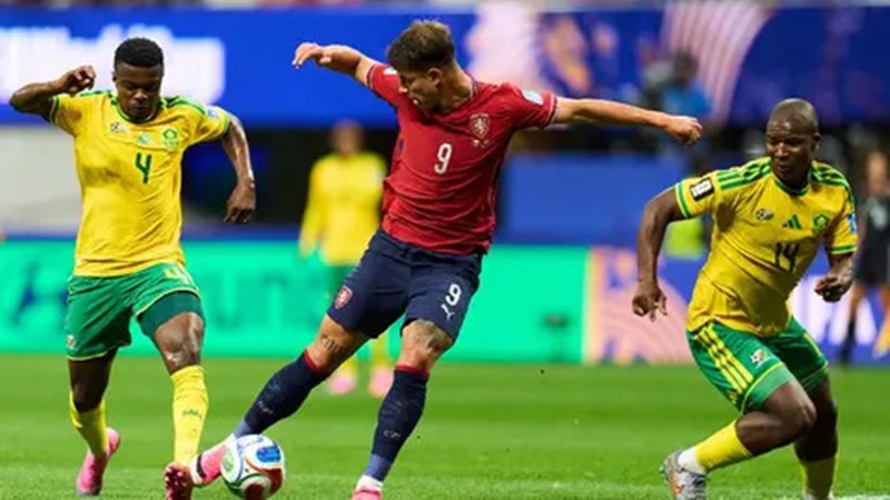 Sudáfrica y Chequia empatan a un gol en Mundial 2026