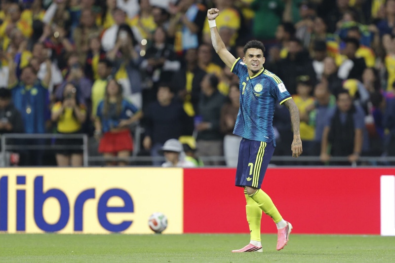 Colombia vence 3-1 a Uzbekistán con doble asistencia y lidera Grupo K